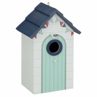  Bird House Beach Hut - Bunting
