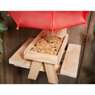  Wilde & Oakes Picnic Feeder With Umbrella
